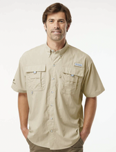 Load image into Gallery viewer, CrossCreek x Columbia - PFG Bahama™ II SS Woven Shirt in Fossil