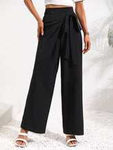 Load image into Gallery viewer, Bella Wide Leg Pants in Black